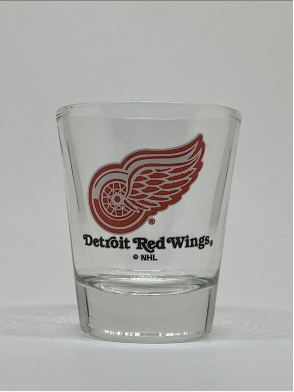 Detroit Red Wings Red Logo Shot Glass - Picture 1 of 2
